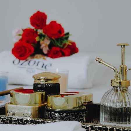 Doubletree By Hilton Fujairah City Bagian luar foto A set of skin care products