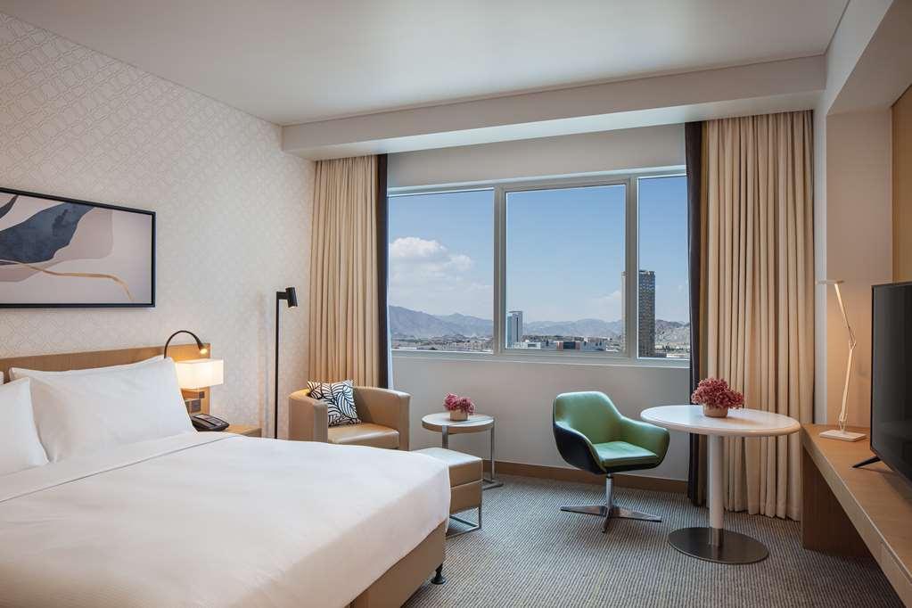 Doubletree By Hilton Fujairah City Ruang foto